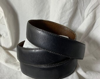 GUCCI Iconic Reversible Logo Black and Brown Belt Black Gucci Signature / Brown Leather Reversible Belt  main image 4