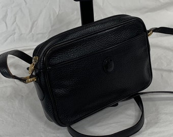 Genuine vintage MARK CROSS black pebbled leather shoulder bag crossbody