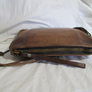 Genuine vintage COACH tan leather Leatherware top zip clutch shoulder bag 80s NYC image 8