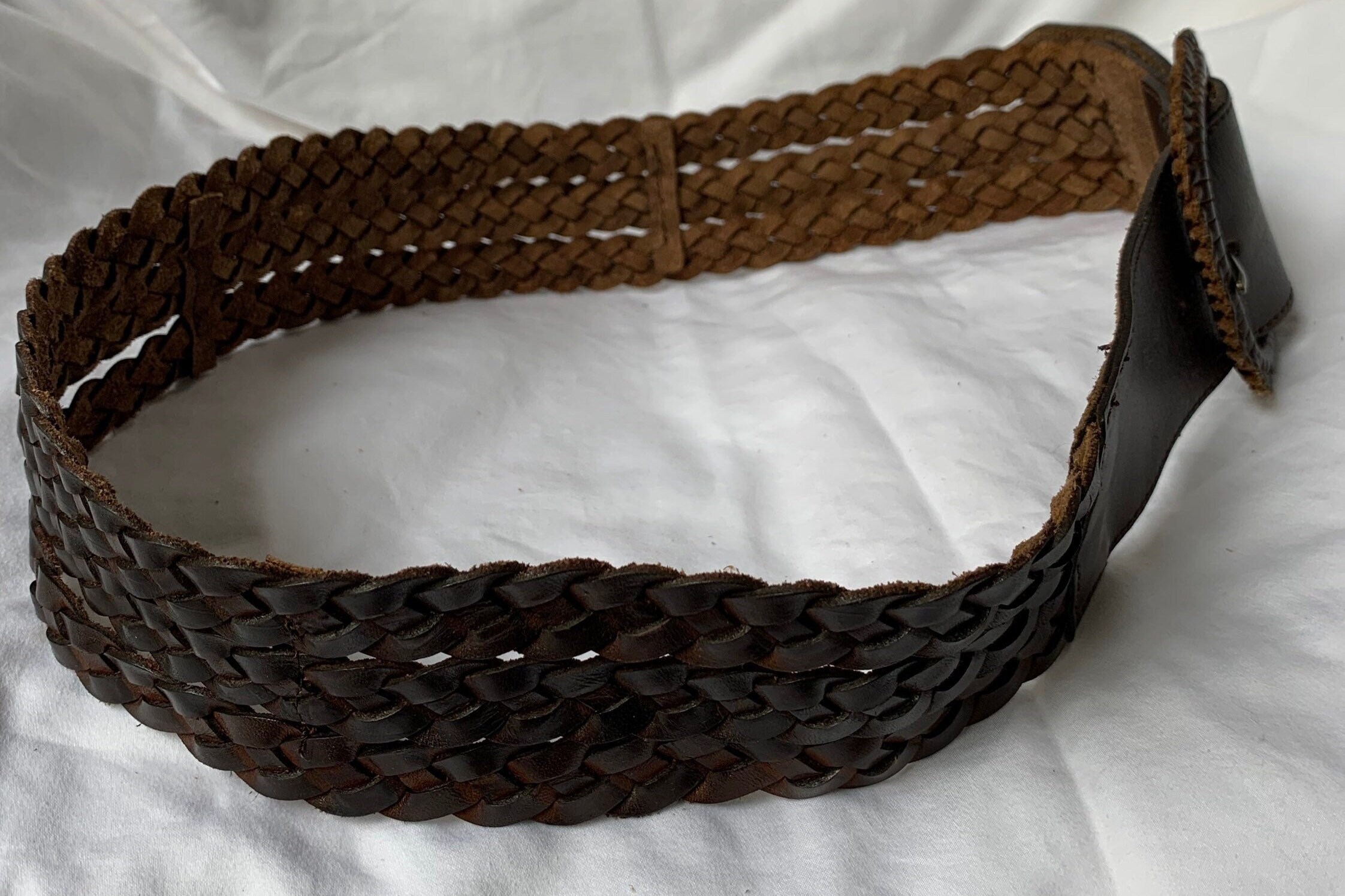 Genuine Vintage Ladies BANANA REPUBLIC Brown Woven Leather 