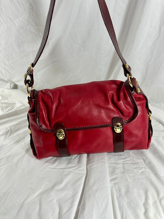 Genuine vintage MARINO ORLANDI red leather shoulde