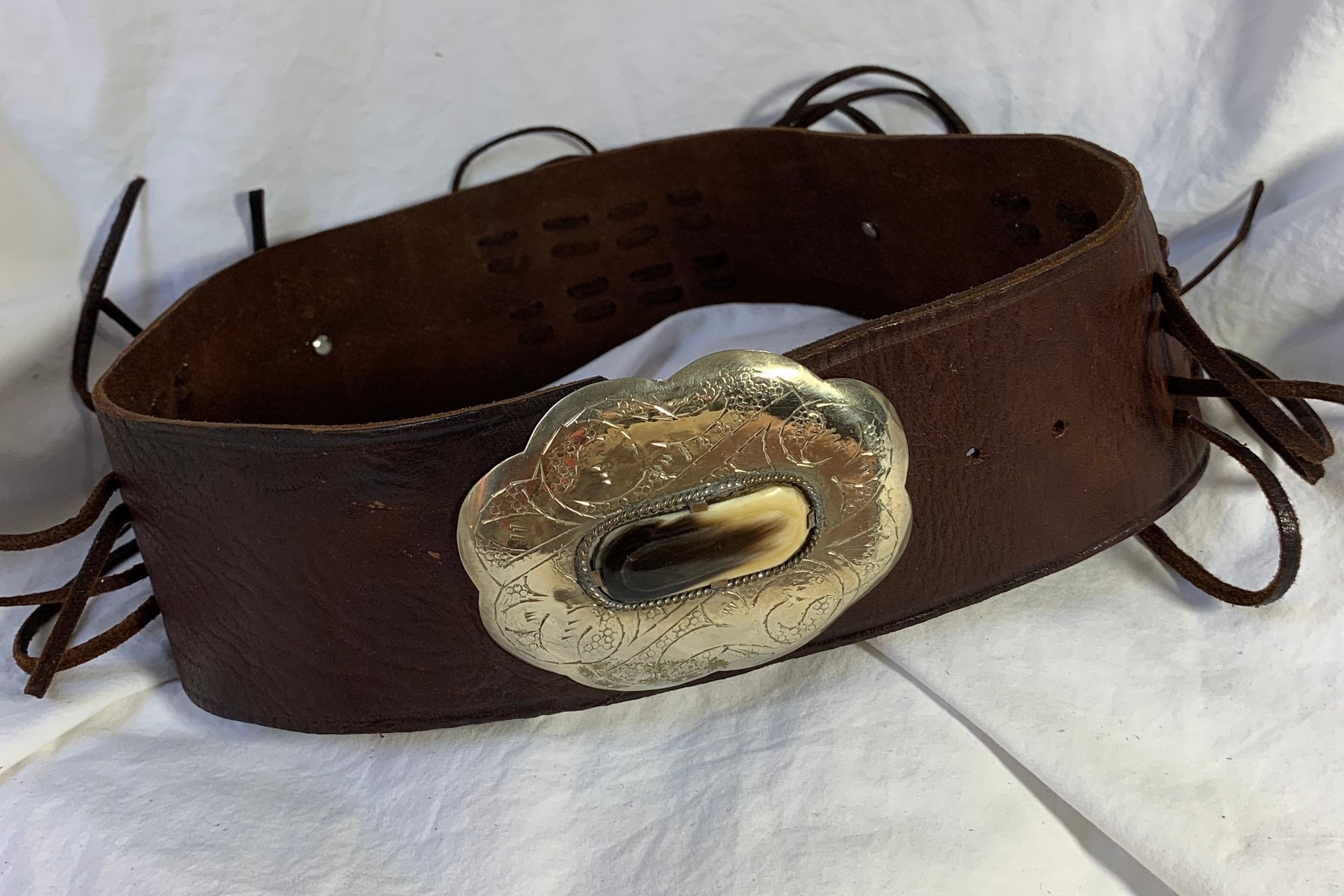 Vintage Moroccan Brown Wide Leather Belt With Stones Fringes  display picture 1