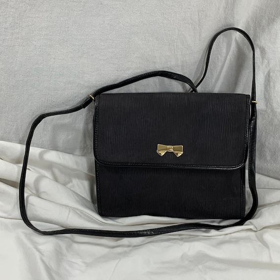 NINA RICCI ブラックレザー バッグ Vintage NINA RICCI Black Leather Shoulder Bag Logo Bow