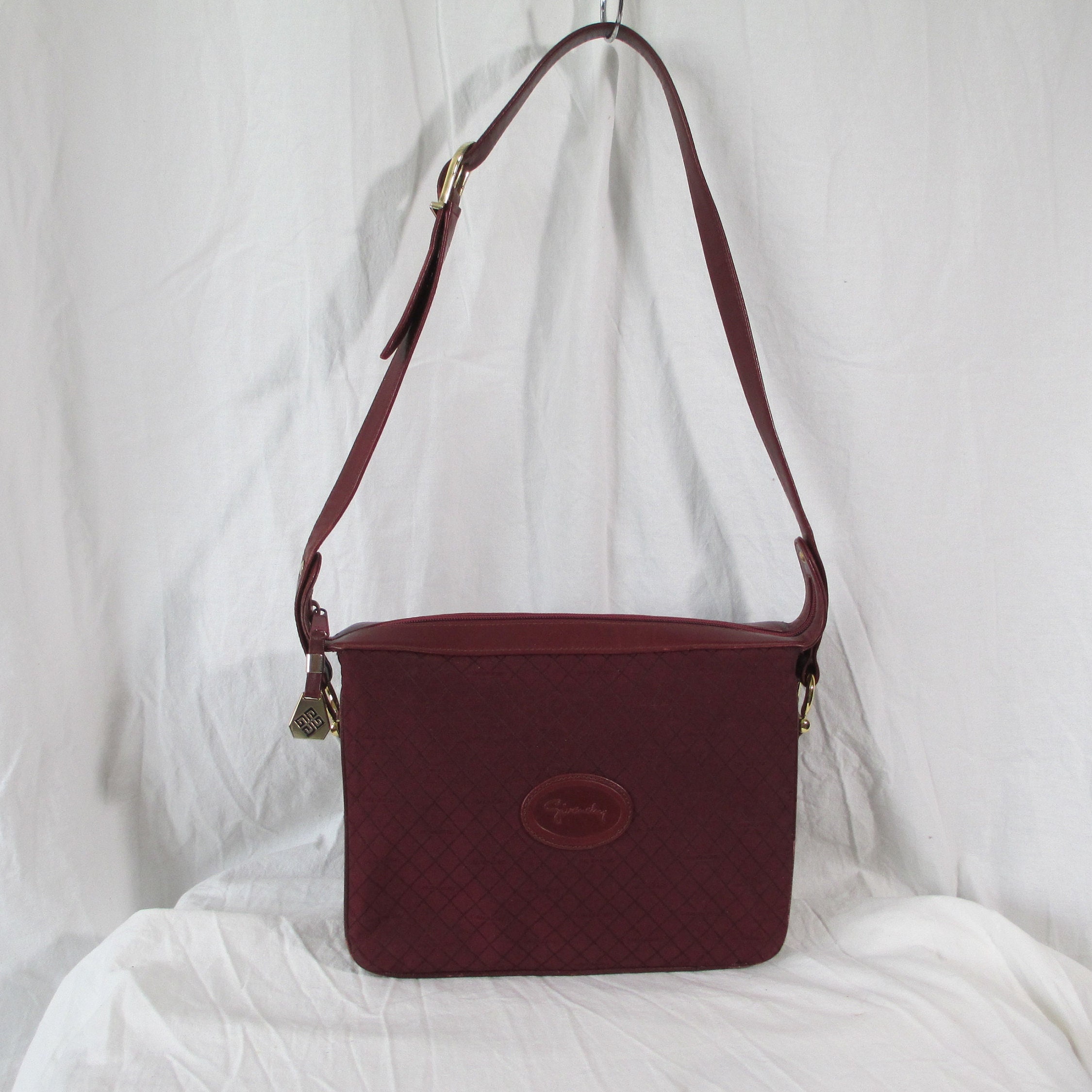 Genuine Vintage Sac GIVENCHY Burgundy Canvas and Leather