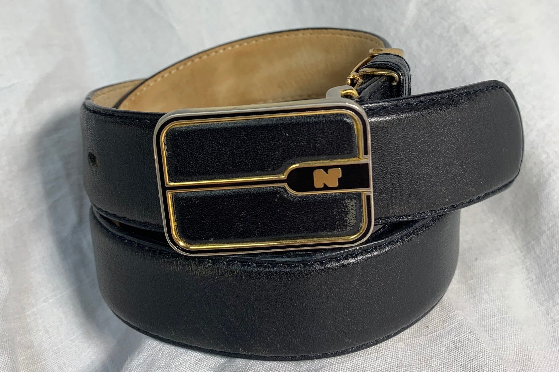 Vintage NINA RICCI Black Leather Belt With Logo Medium 1980s  display picture 2