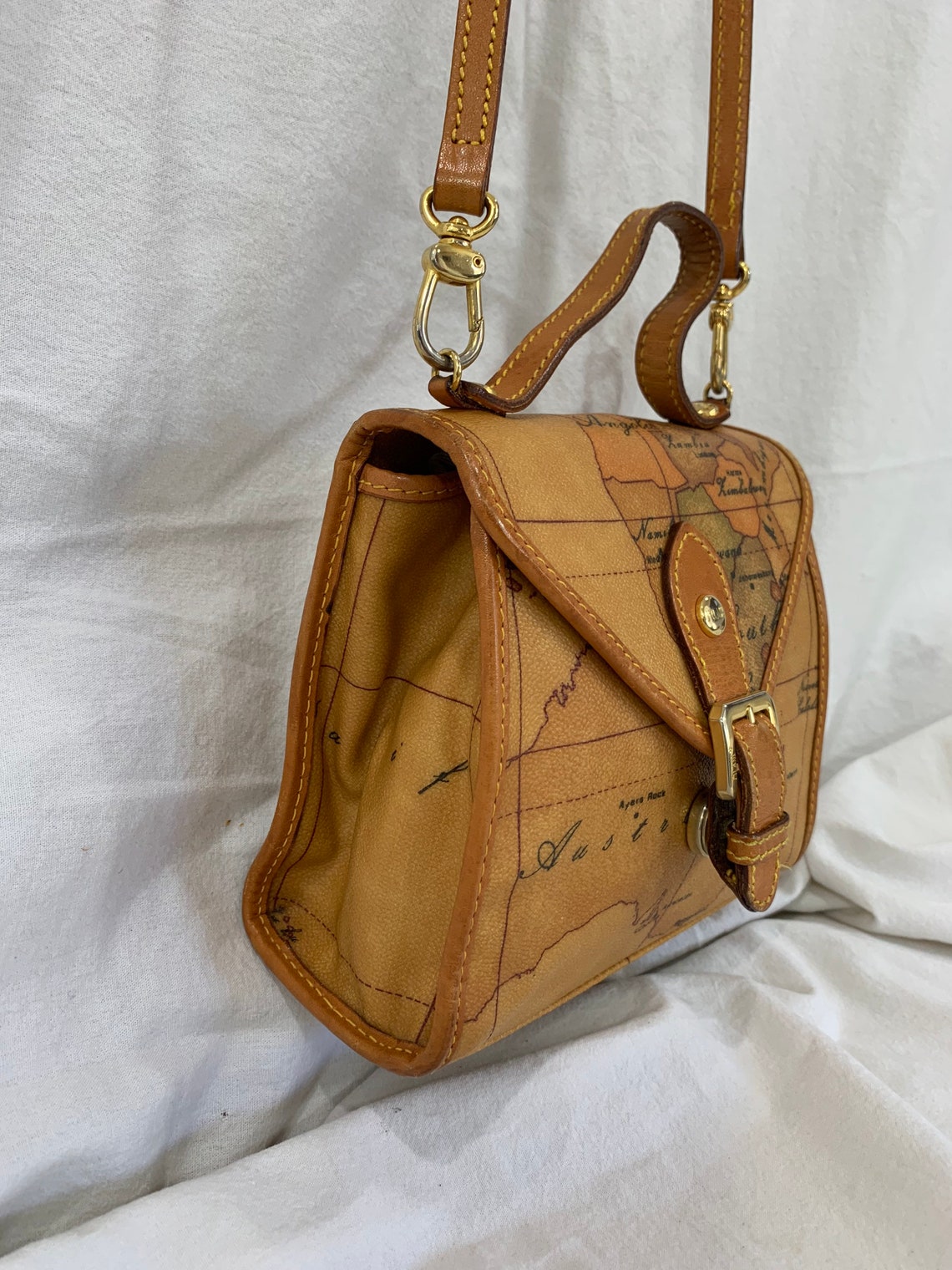alviero martini map bag
