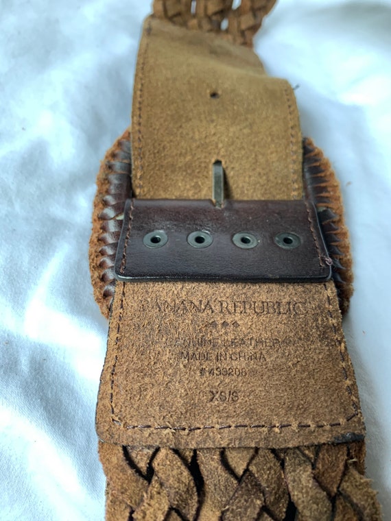 Genuine Vintage Ladies BANANA REPUBLIC Brown Woven Leather  display picture 3