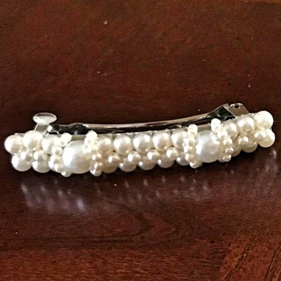 2 White Pearl Barrettes on Silver Tone Hair Clips… - image 3