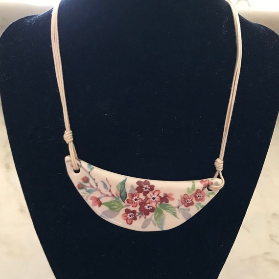 Colorful Bib Necklace African Animals Demi Parure Necklace and Earrings
