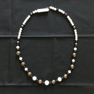 Faux Pearl and Rose Bead Necklace, Vintage 1980s, 28 inch Long, Hook Closure