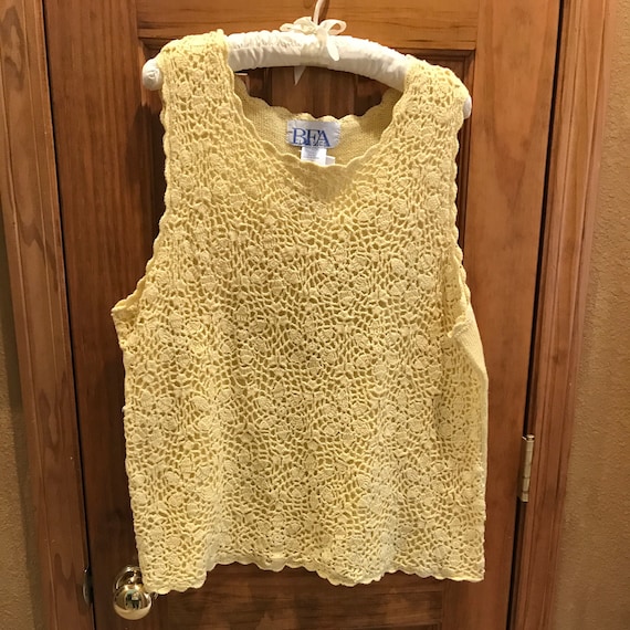 Yellow Crochet Sleeveless Sweater Shell Top w/ Co… - image 1