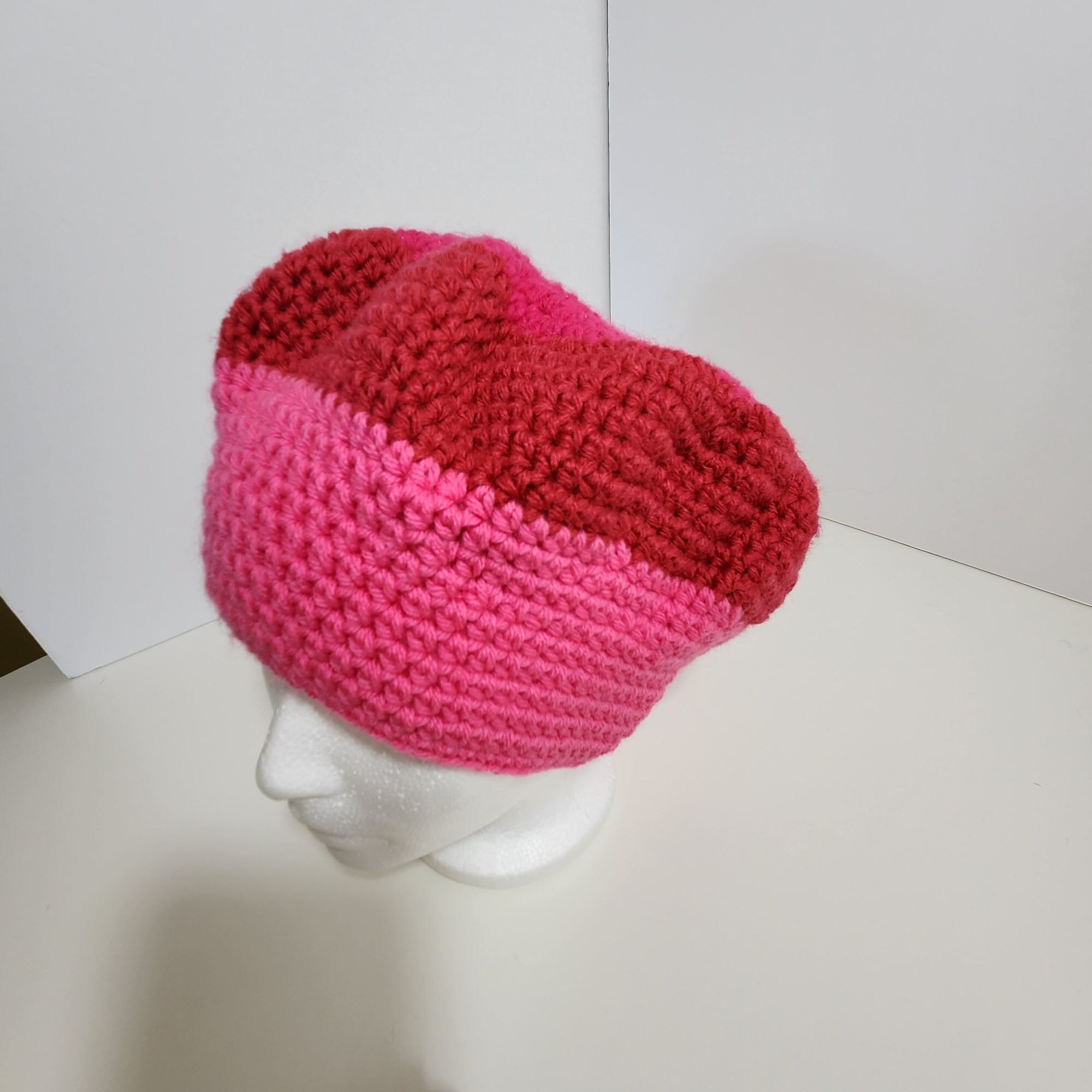 Slouchy Beret Beanie Hat shades of pink raspberry Handmade Fuchsia Hot Pink Wool Blend Beret, French Style  main image 4