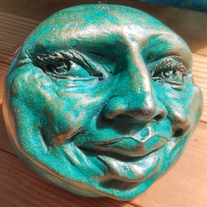 Happy Rock Garden Sculpture, handgemaakte indoor-outdoor stenen sculptuur conversatie stuk, schattige sculptuur, collectible smiley gezicht steen