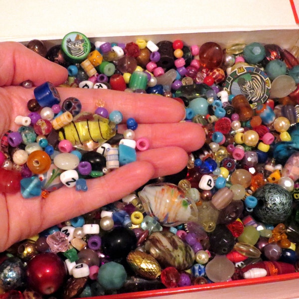 Assorted Bead Mix. Large variety bead assortment. Bead Destach, Seed Beads, Wooden Beads, Lampwork Glass Beads, Bead Soup, random beads