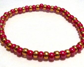 Red Pink and Gold bracelet made from Seed Beads and stretch cord. Pink seed bead bracelet, stretchy bracelet. Golden bracelet, Red seed bead