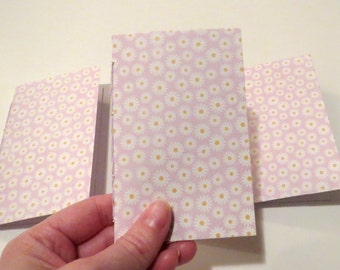 4 Mini Notebooks Purple Daisies. Mini journals, flower patterned notebook, NaNoWriMo, handmade, blank journal, birthday party, daisy flower