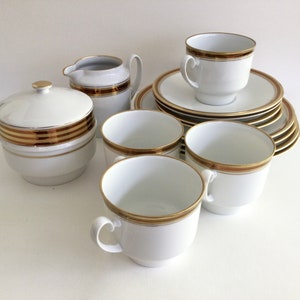 Set of 4 Vintage Tea Set - WEIMAR PORZELLAN - Cups, Saucers, Milk Jug and Sugar Bowl