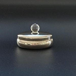 Vintage Art Deco Silver Tone Pill Box – Crystal Knob Trinket Box