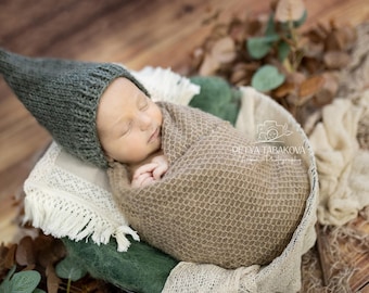 Newborn Knit Pixi Hat: 15 Colors, Unisex Photo Prop
