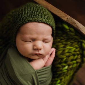 Newborn bonnet Newborn hat Newborn baby hat Knitting Knit hat Baby Photo prop Knit newborn hat Newborn sizes Alpaca yarn RTS