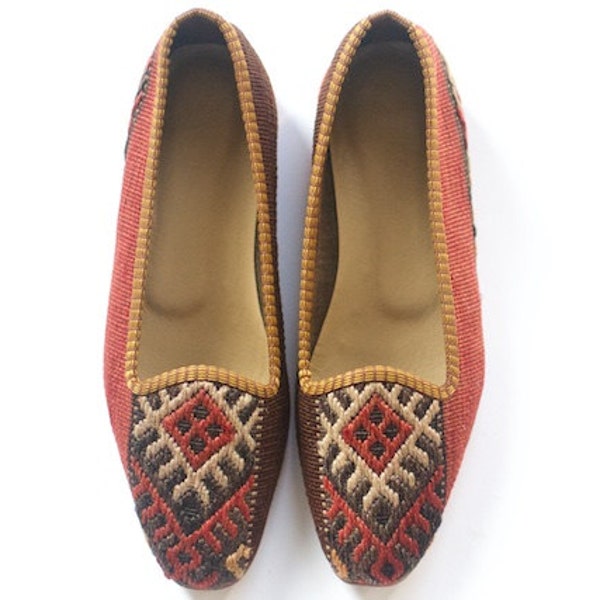 Kilim shoes. US size 6 (EU size 36)