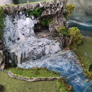 The ORIGINAL MODULAR  Deluxe Waterfall and River Set 23pc.s in all  from Foofighterubu Wargame Terrain Studio USA est.2005