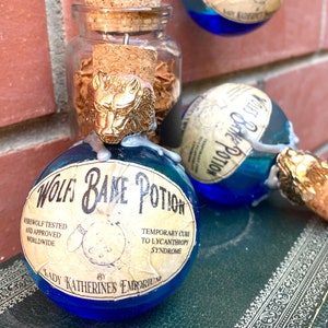 Werewolf Cure Potion Bauble