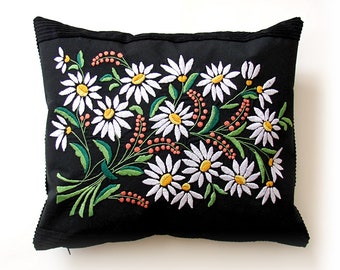 Kalocsa Daisy Pattern Needlework Pillow Case, Art Embroidered Pillow, Floral Pattern, Traditional Hungarian Folklor, 18x16 Inch