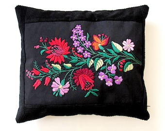 Black Embroidered Pillowcase, Folk Art Needlework Pillow Case, Floral Pattern, Traditional, Hungarian, Matyo Style 19x16 Inch