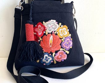 MATYO ROSE Handbag – Hungarian Folk Embroidery Bag, OOAK Artisan Purse with Resin Handle & Tassel, Vintage Textile, Floral Boho Bag