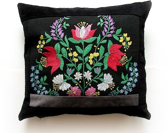 Black Matyo  Flower Embroidery Pillowcase, Folk Art Needlework Pillow Case, Traditional Old Hungarian Cushion Cover, 17x16 Inch