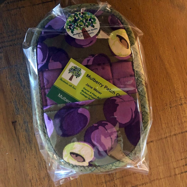Maniques Pincher Pad, une paire ensemble de 2 maniques faites à la main qui protègent vos mains, gant de four, prunes violettes et verts olive avec bleu image 6