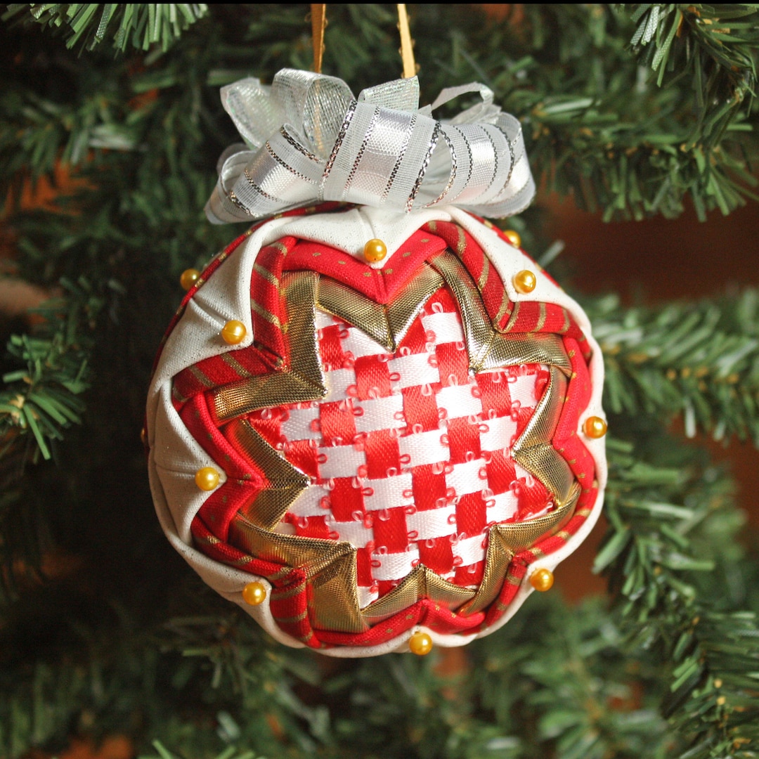 Quilted Christmas Ornament With Gift Box, Red and White Ribbon Woven