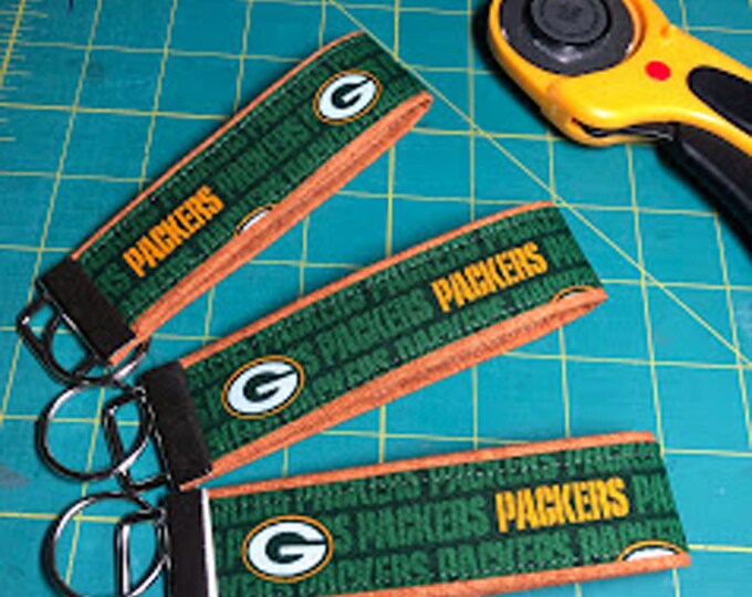 Green Bay Packer Backer Key Fob in Green and Gold Fabric, Handmade Gift