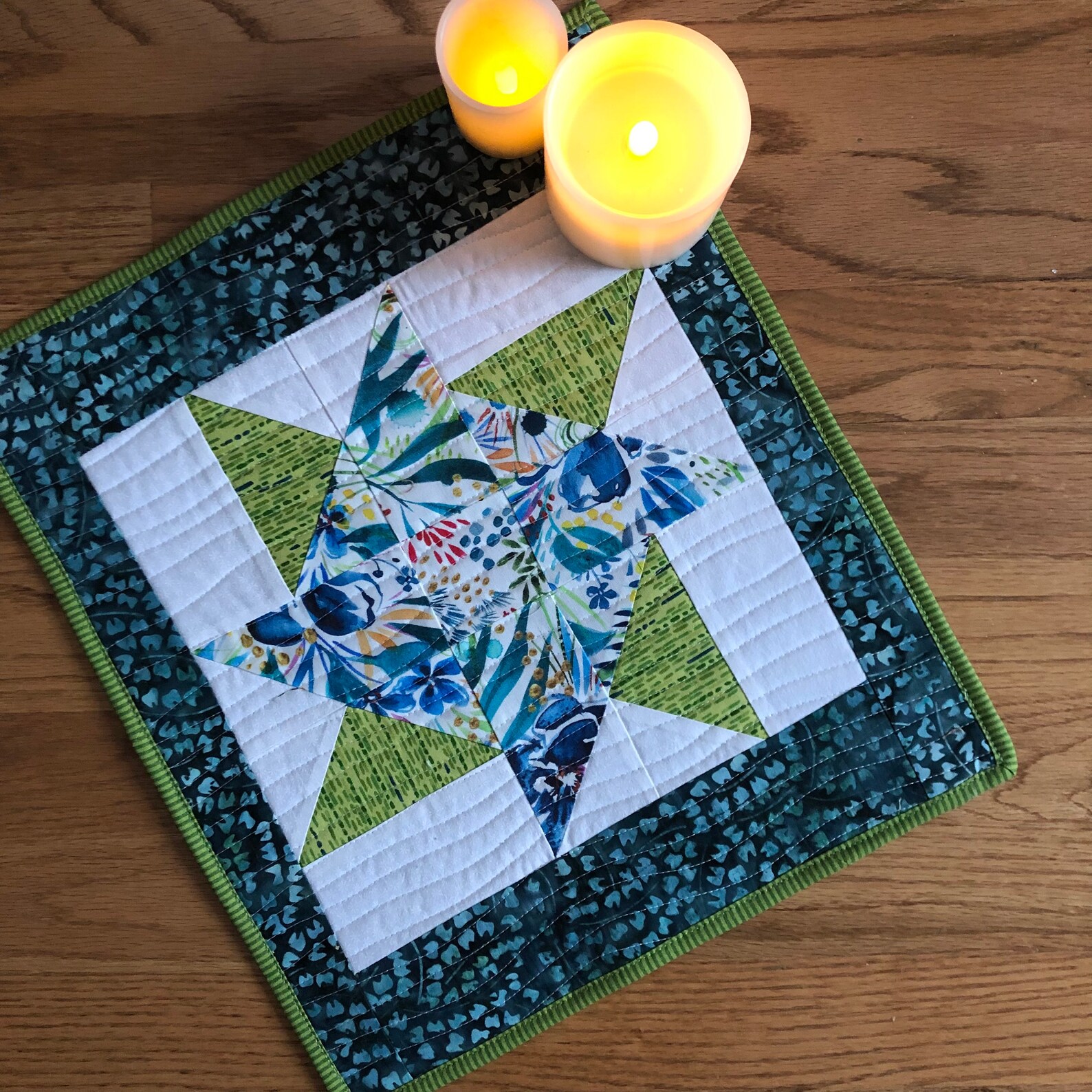 Quilted Blue and Green Spinning Star Table Topper Large Mug Etsy
