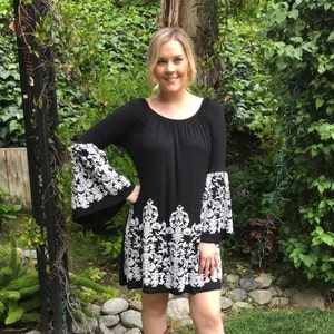 Plus Size Dress, Hippie Dress, Black Dress, Dress, Plus Size Tunic Dress, Boho Dress, Black and White, L or XL, Scoop Neck, Bell Sleeve