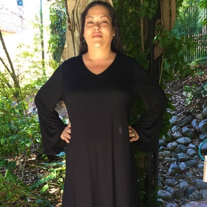 Plus Size Maxi, Maxi dress, Black Maxi, Bell Sleeve Maxi, Plus Size Hippie Dress, Boho Maxi, Plus Size Maxi, Black Dress, XL 2X 3X, V Neck