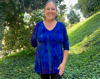 Plus Size Tie Dye Tunic, Tunic Dresses, Womens Top, V Neck Tunics, Hippie Top, Plus Size Tunic Deep Royal Blue Purple Black XL