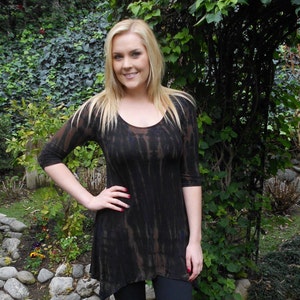 Plus Size Tunic, Tunic Top, Tie Dye Tunic, Tunics, Plus Sizes,  Womens Top. Black with Brown, XS S XL 2X 3X, Scoop neck