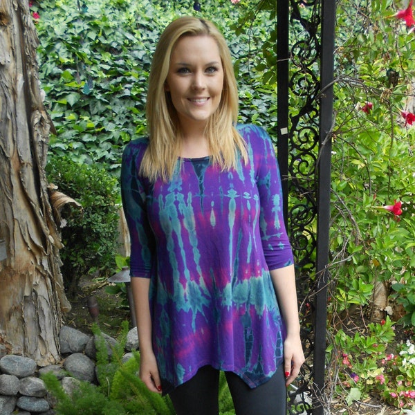 Tie dye top, Tunics, Tunic top, Cotton Tunic, Tunic or Woman, Dyed in Fuchsia, Purple with Blue & Black, Round Neck, XS S M