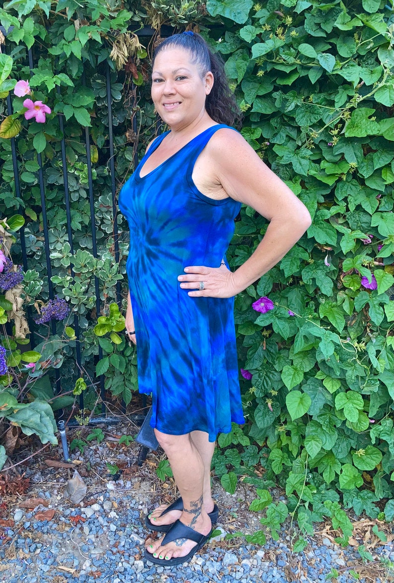 Tankjurk dames, tankjurk met V-hals, tie-dye, jurk, zomerjurk tie-dye, tie-dye-jurk, jurk, tie-dye-jurk, jurk, blauwgroene spiraal, SML XL 2X 3X afbeelding 3