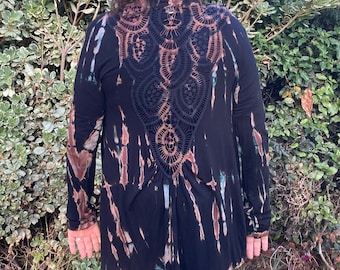Cárdigan teñido anudado negro y marrón de talla grande, cárdigan de algodón teñido a crochet, suéter para mujer, cárdigan para mujer, teñido negro y marrón, talla S/M o grande