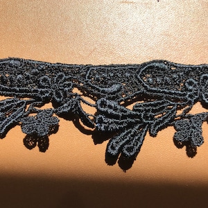 1 3/4&quot; Lace Trim, Black Lace Trim, 1 Scalloped Edges, 10 yard lot, Perfect Edge Trim, Rayon lace trim, Black Venice Lace
