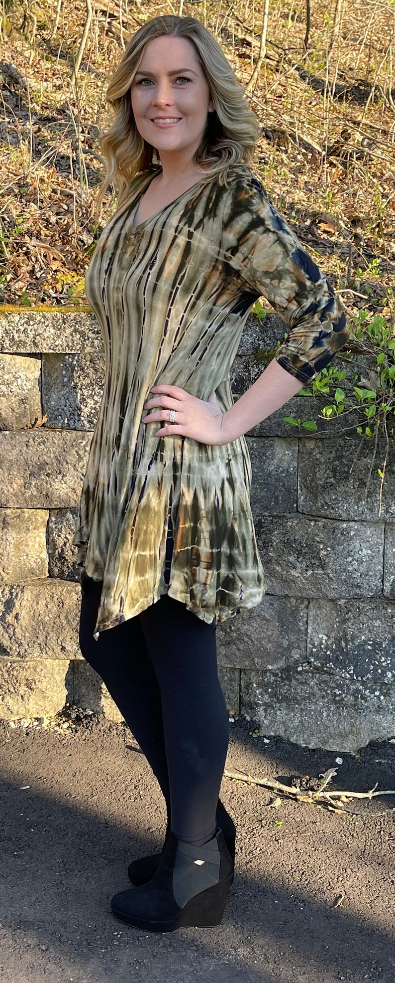 Tunic Top, Tie Dye Tunic, Tunic Top, Womens Top, Tie Dye, Olive Beige Tone with Black, Olive Fall Colors Tunic, S M L XL 2X 3X, V Neck image 3