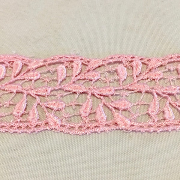 4 1/2 yard lot, 1 1/2" Pink Lace Trim, Venice Lace Trim, Edge Trim, Perfect Edge Trim, Rayon lace trim, Pastel Pink Trim