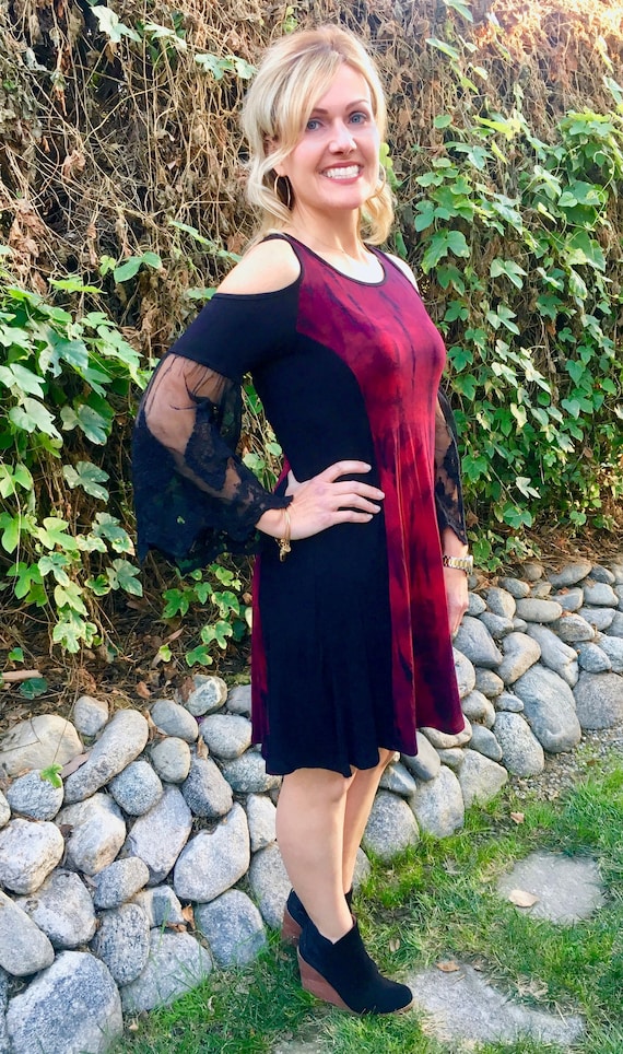 Plus Size Dress, Tie Dye Dress, Plus Size Clothing, Black Lace Sleeve, Plus Size Fashion, Red with Black, S M XL 2X 3X