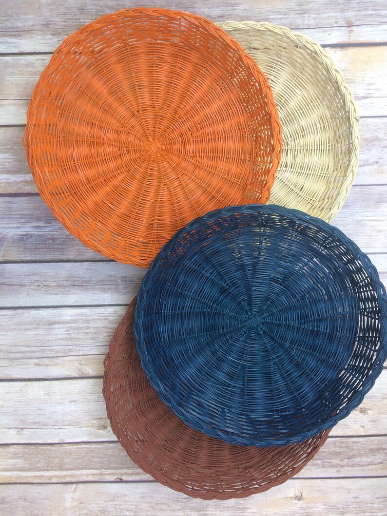Wicker Paper Plate Holders Four Picnic Colorful Painted Image 0