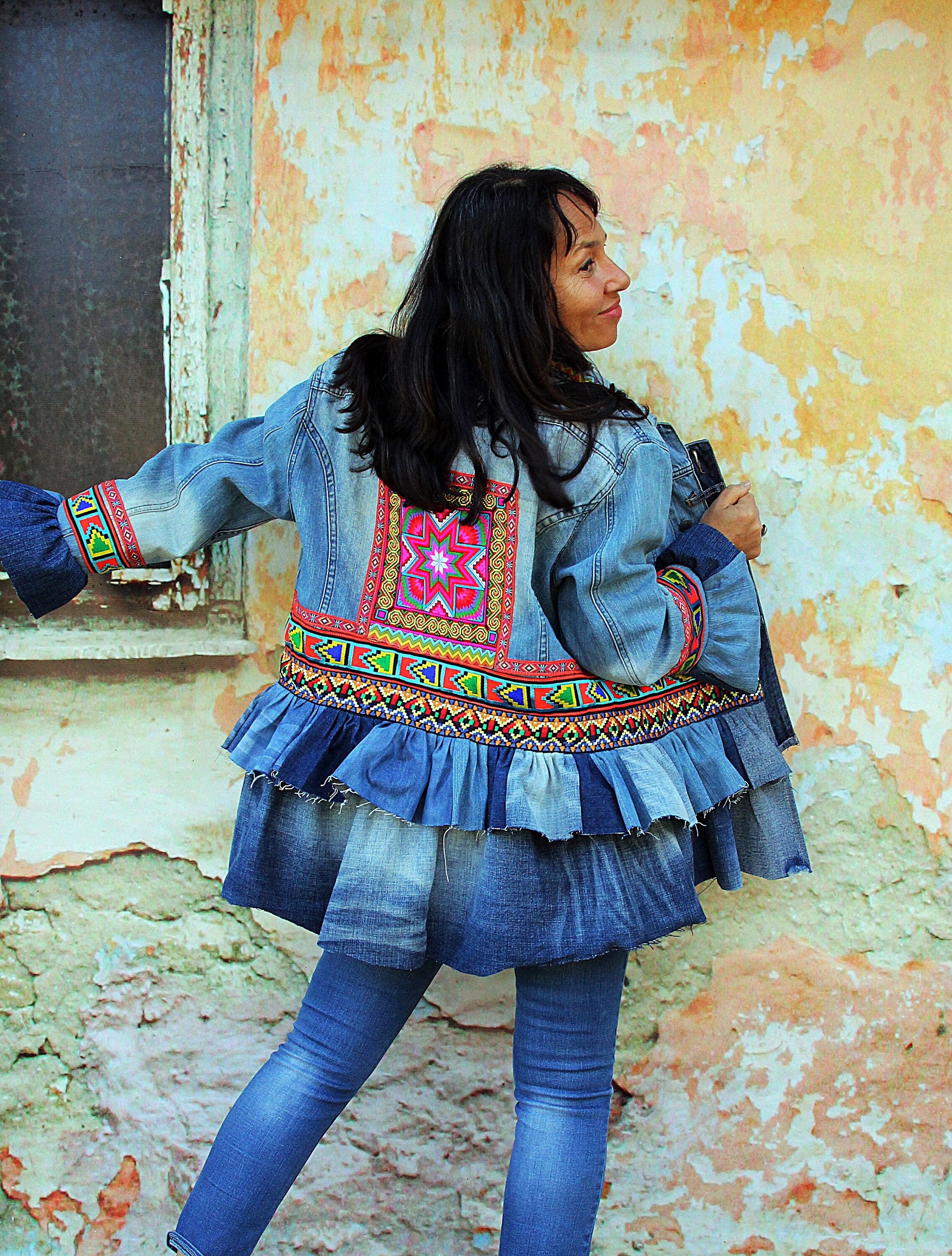 L-XL Boho Ethnic Embroidered Appliqued Blue Denim Jacket