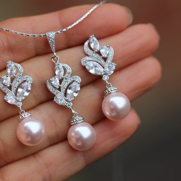 Pink pearl jewelry blush pearl set pink pearl bridal jewelry set pearl wedding jewelry set earring and necklace set bridesmaid pearl jewelry