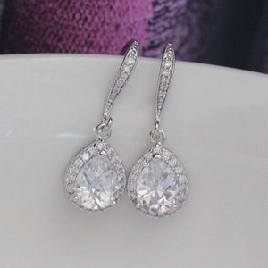 zirconia bridal earring , wedding earring , bridemaids earring , Classic Drop Earrings